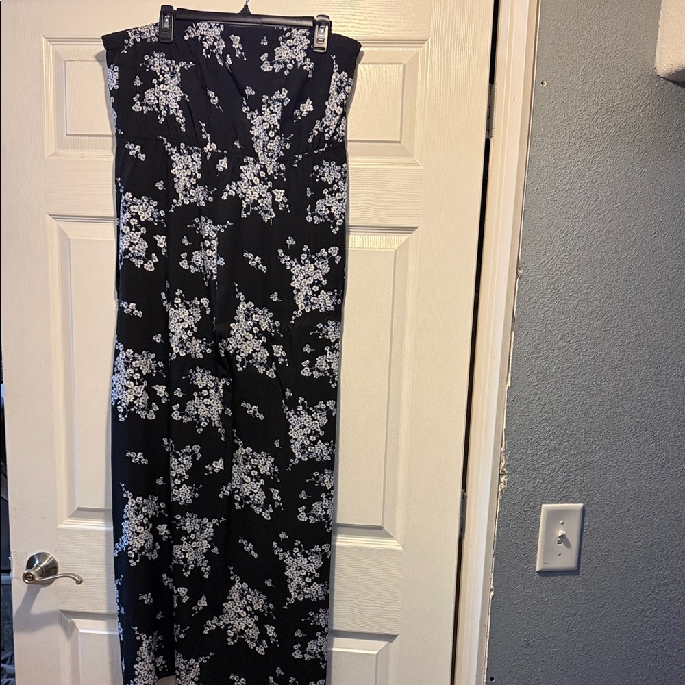 Strapless dress